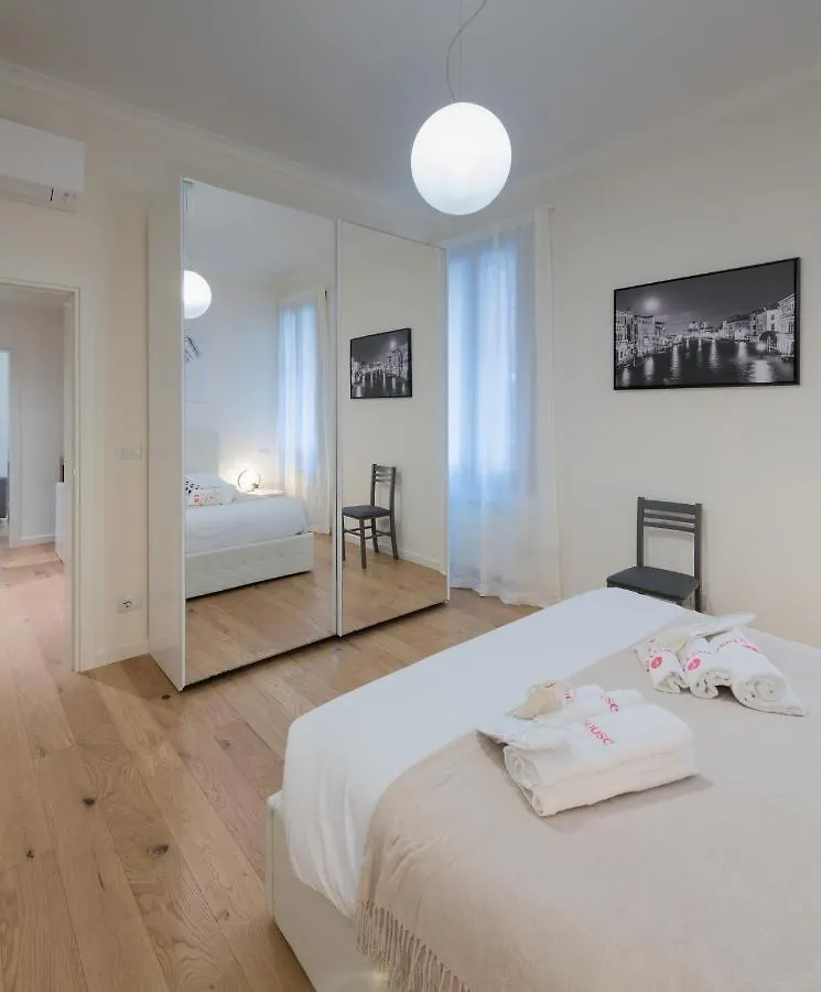 Flowery House Βενετία 0*,
